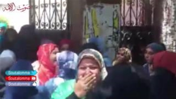 بالفيديو.. 5 رسائل من أولياء الأمور لـ«وزير التعليم» .. إجراءات تصعيدية حال إستمرار مسلسل التسريبات .. إقالة «الشربيني» على رأس مطالبهم ..القبض على الطلاب ليس حلاَ .. وعبارات «حسبي الله» ترج المدارس بالفيديو.. 5 رسائل من أولياء الأمور لـ«وزير التعليم» .. إجراءات تصعيدية حال إستمرار مسلسل التسريبات .. إقالة «الشربيني» على رأس مطالبهم ..القبض على الطلاب ليس حلاَ .. وعبارات «حسبي الله» ترج المدارس