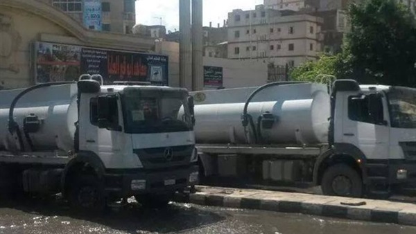 «الجيزة»: تجهيز 44 سيارة شفط مياه لمواجهة الأمطار «الجيزة»: تجهيز 44 سيارة شفط مياه لمواجهة الأمطار
