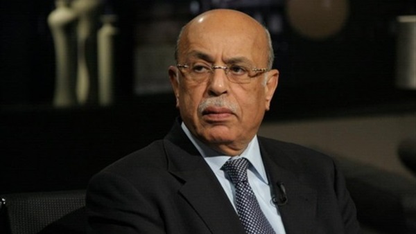 نيابة جنوب القاهرة تتسلم بلاغًا ضد مفيد شهاب لموقفه من «تيران وصنافير» نيابة جنوب القاهرة تتسلم بلاغًا ضد مفيد شهاب لموقفه من «تيران وصنافير»