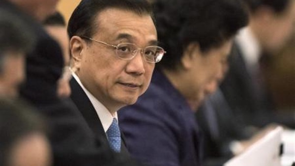 الفيديو.. سيدة تبكى على الهواء: جوزي بيمارس العلاقة "خبط لزق"