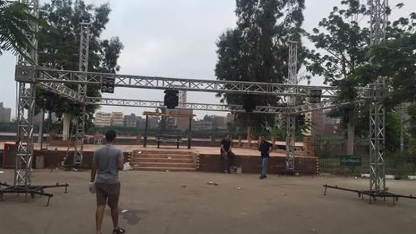 بالصور.. ننشر استعدادات أكبر مائدة إفطار جماعي في المنصورة بالصور.. ننشر استعدادات أكبر مائدة إفطار جماعي في المنصورة