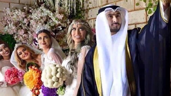 بطل قصة الزواج بـ4 في ليلة واحدة:«الناس تناديني بالحاج متولي» بطل قصة الزواج بـ4 في ليلة واحدة:«الناس تناديني بالحاج متولي»