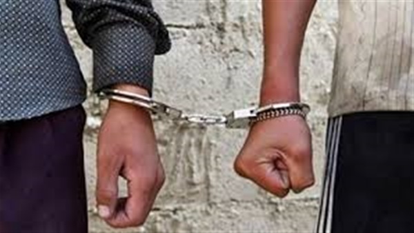 حبس عاطلين 15 يوما لمحاولة إدخال مواد مخدرة لمتهم بقسم شبرا الخيمة