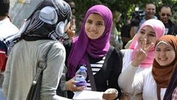 إرتياح بين طلاب الثانوية بالدقهلية عقب إمتحان الديناميكا 