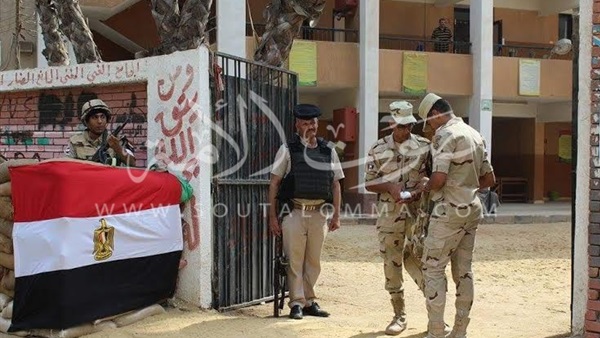  بالصور.. إقبال محدود على التصويت بلجان «إهناسيا» ببني سويف