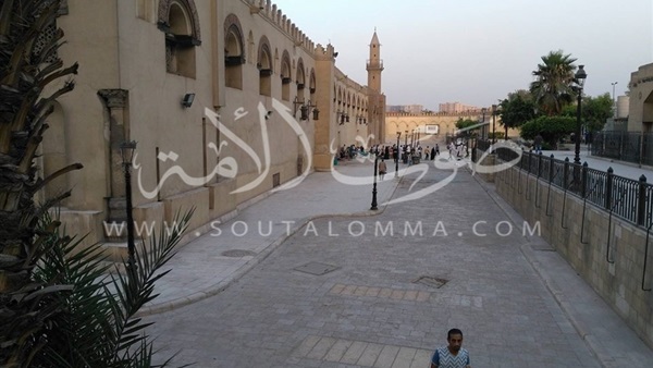 بالصور.. بدء توافد الصائمين علي مسجد عمرو بن العاص بالصور.. بدء توافد الصائمين علي مسجد عمرو بن العاص