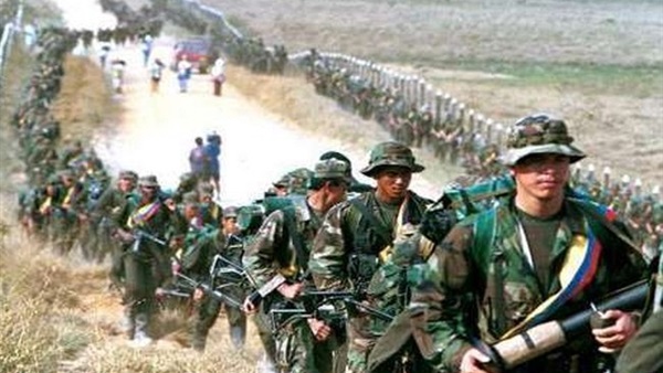 الجيش الكولومبي يقتل ثلاثة متمردين من جيش التحرير الوطني