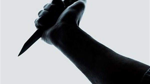 سعودية تطعن زوجها بمساعدة ابنها بسبب خلاف عائلي سعودية تطعن زوجها بمساعدة ابنها بسبب خلاف عائلي