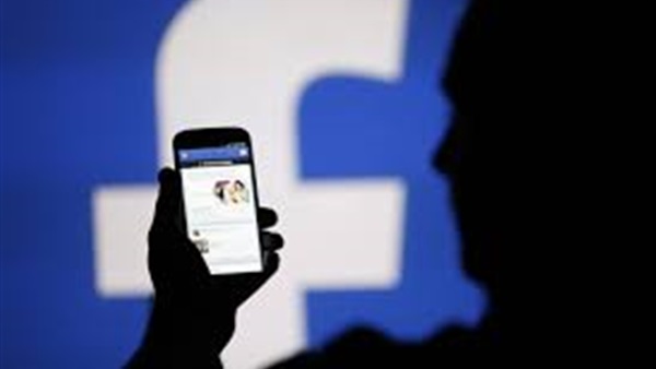 تعرف على سبب تفوق 'فيسبوك' على 'سناب تشات' تعرف على سبب تفوق 'فيسبوك' على 'سناب تشات'