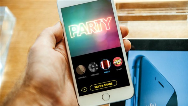 تطبيق لمشاهدة «فيديو للقطط» أثناء رنين الهاتف تطبيق لمشاهدة «فيديو للقطط» أثناء رنين الهاتف