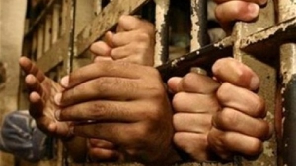احتجاز 3 من متهمي أحداث «الكرم» لحين ورود تحريات المباحث