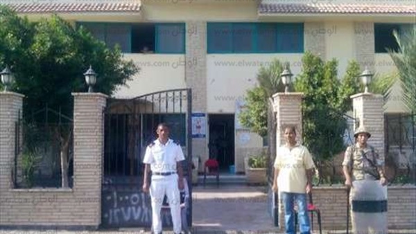 «انتخابات من غير لجان« و«لجان من غير ناخبين».. هو النهارده إيه؟