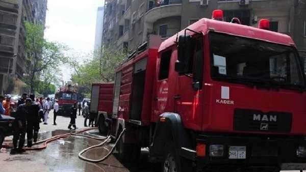 3سيارات اطفاء تسيطر على حريق شقة بشارع السودان 3سيارات اطفاء تسيطر على حريق شقة بشارع السودان
