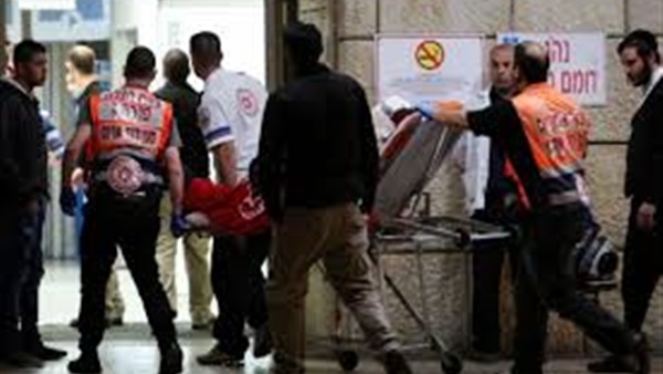 مصرع مستوطنة إسرائيلية متأثرة بجراحها في عملية طعن بالخليل مصرع مستوطنة إسرائيلية متأثرة بجراحها في عملية طعن بالخليل