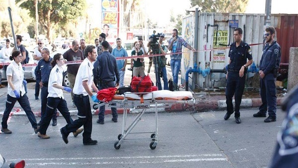 مقتل فلسطيني بعد طعن إسرائيليين في نتانيا مقتل فلسطيني بعد طعن إسرائيليين في نتانيا