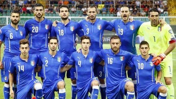 منتخب ايطاليا يخوض مرانه استعدادا للقاء المانيا بدور الـ8 بيورو 2016
