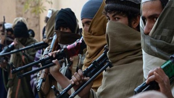 مسلحون يغتالون موظفاً حكومياً في مقديشو مسلحون يغتالون موظفاً حكومياً في مقديشو
