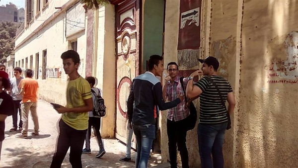 بالصور.. فرحة بين طلاب وسط البلد بعد سهولة إعادة «الديناميكا» بالصور.. فرحة بين طلاب وسط البلد بعد سهولة إعادة «الديناميكا»