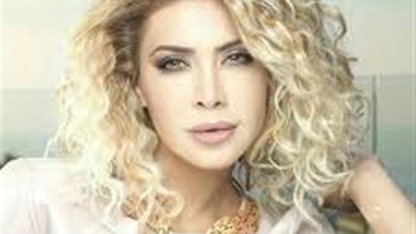 نوال الزغبى: «وردة الجزائرية مثلى الأعلى»