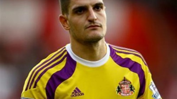 مانوني حارس سندرلاند يمدد تعاقده حتى 2018