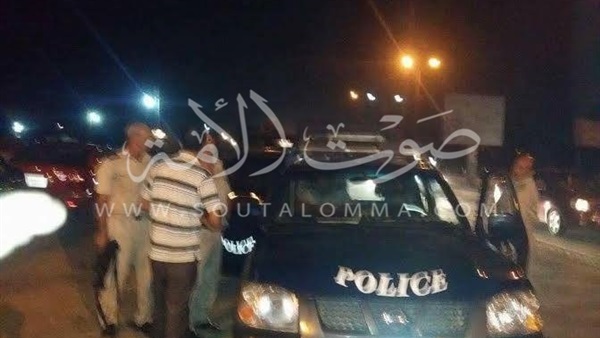 بالصور.. فك الحصار عن قرية بالمحلة بعد مقتل عروس فى شقتها بالصور.. فك الحصار عن قرية بالمحلة بعد مقتل عروس فى شقتها