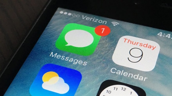 آبل تُطلق مجموعة من المُلصقات المُتحركة الخاصة بتطبيق iMessage آبل تُطلق مجموعة من المُلصقات المُتحركة الخاصة بتطبيق iMessage