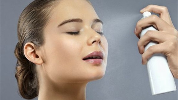 اليك 3 خلطات منزلية   لعمل مثبت شعر طبيعي