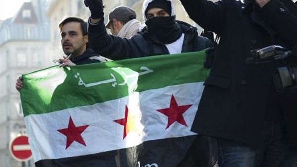 المعارضة السورية: قصف واشتباكات رغم "هدنة العيد" في سوريا