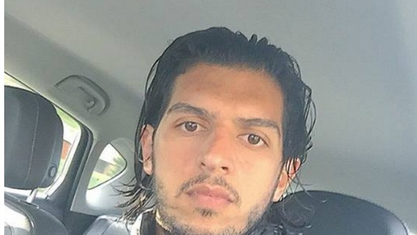 شاهد.. عمرو بركات يحتفل بعيد الفطر في بلجيكا شاهد.. عمرو بركات يحتفل بعيد الفطر في بلجيكا