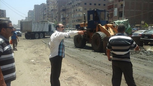 بالصور... إزالة برك «الوحل» بشبرا الخيمة بالصور... إزالة برك «الوحل» بشبرا الخيمة