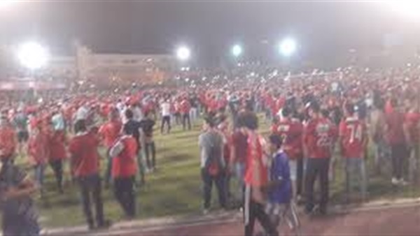 مصدر أمني يكشف حقيقة وقوع إصابات بين جماهير الأهلي والزمالك