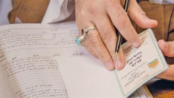 بالمستندات.. فرض ضريبة على كل عقد زواج أو طلاق بالمستندات.. فرض ضريبة على كل عقد زواج أو طلاق