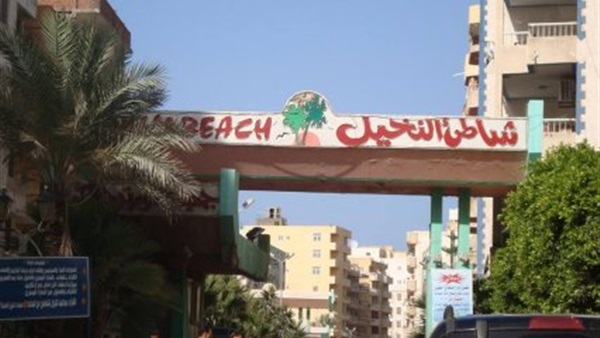 «حجازي» يقوم بجولة تفقدية لشاطئ النخيل «حجازي» يقوم بجولة تفقدية لشاطئ النخيل
