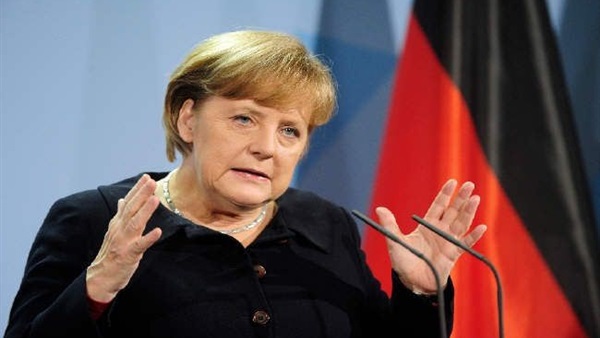 ميركل: الإرهابيون يتسللون إلى أوروبا مع اللاجئين ميركل: الإرهابيون يتسللون إلى أوروبا مع اللاجئين