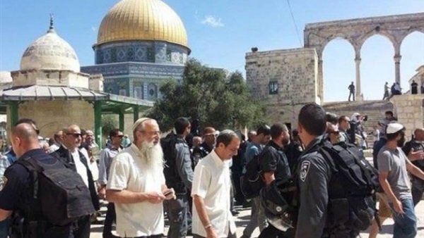 «مفتي القدس» يندد بإقامة مراسم تأبين يهودية في المسجد الأقصى
