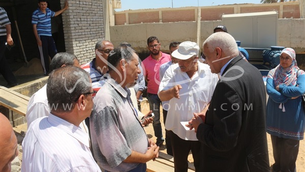 بالصور.. محافظ السويس يتفقد إنشاء محطة المياه غرب النفق بالصور.. محافظ السويس يتفقد إنشاء محطة المياه غرب النفق