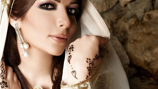 بعد غياب ٦ سنوات ..اصالة تعود لجمهور الخليج من جديد بعد غياب ٦ سنوات ..اصالة تعود لجمهور الخليج من جديد