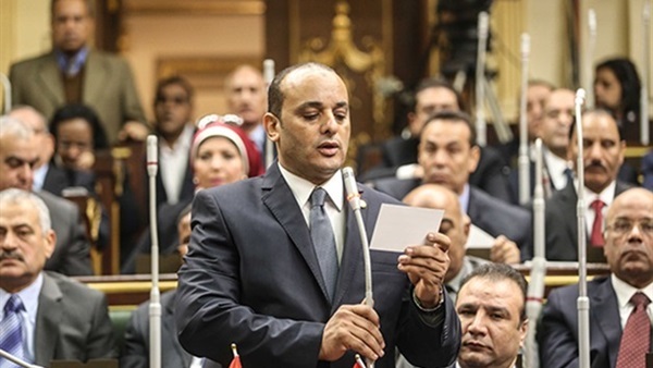 برلماني يطالب بتعديل القانون الخاصة بالأبنية المخالفة