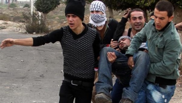 الشرطة الإسرائيلية تقتل فلسطينيًا طعن جنديًا في الخليل الشرطة الإسرائيلية تقتل فلسطينيًا طعن جنديًا في الخليل