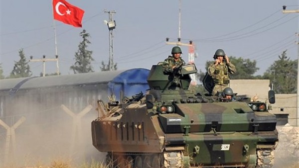 الجيش التركي يقتحم مقر حزب العدالة والتنمية بأنقرة