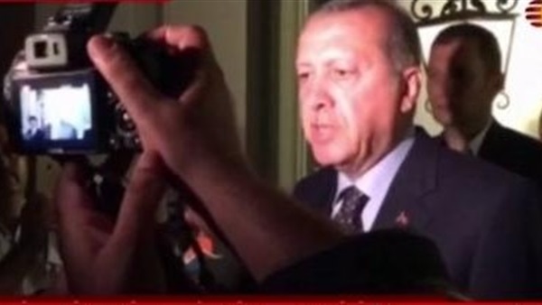 «أردوغان» من مطار اسطنبول: سنرد على «الإنقلابيين» بالشكل المناسب «أردوغان» من مطار اسطنبول: سنرد على «الإنقلابيين» بالشكل المناسب