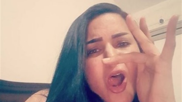 بالصور.. « زغاريد» سما المصرى تتحول لـ«نكد» بسبب فشل «الانقلاب» بتركيا