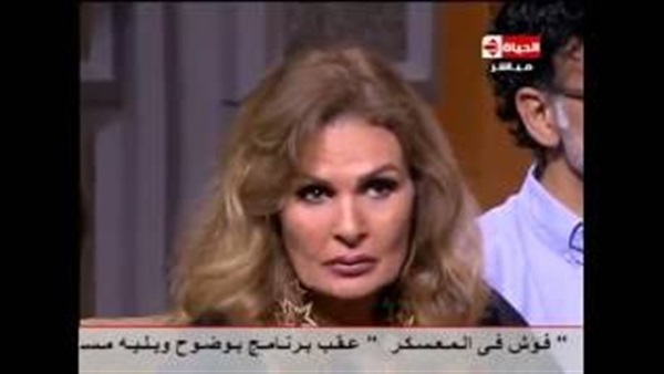 بالفيديو.. يسرا: حبيت أقول للناس خدوا بالكم ومتتخموش من خلال شخصية«رحمة» بالفيديو.. يسرا: حبيت أقول للناس خدوا بالكم ومتتخموش من خلال شخصية«رحمة»