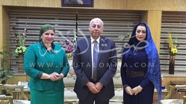 بالصور.. محافظ أسوان يلتفي بوفد الجمعية العمومية لنساء مصر بالصور.. محافظ أسوان يلتفي بوفد الجمعية العمومية لنساء مصر