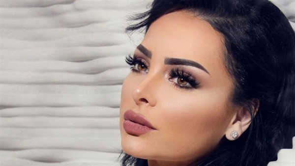 بالصور.. ديانا كرزون تتألق في جلسة تصوير جديدة بالصور.. ديانا كرزون تتألق في جلسة تصوير جديدة