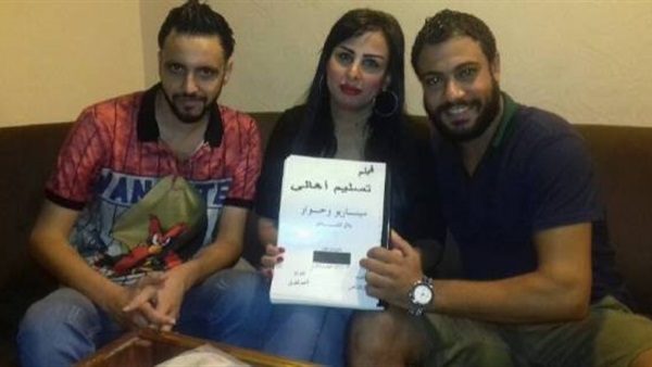 بالصور..بطلة كليب «سيب أيدى» تخوض اول تجربة سينمائية بـ«تسليم اهالى» بالصور..بطلة كليب «سيب أيدى» تخوض اول تجربة سينمائية بـ«تسليم اهالى»