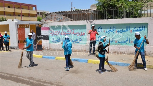 بالصور..رفع 120 طن قمامة في رابع أيام «حلوة يا بلدي»بالإسماعيلية