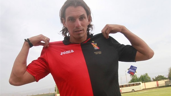 الإصابة تبعد كارلوس فرنانديز عن صفوف إشبيلية 4 أسابيع