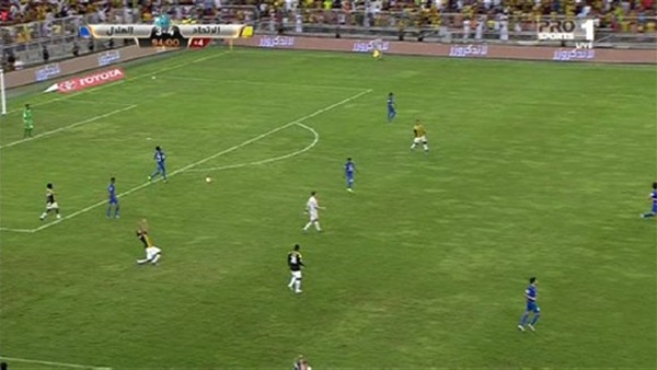 إتحاد جدة يفوز علي الهلال في مباراة درامية 