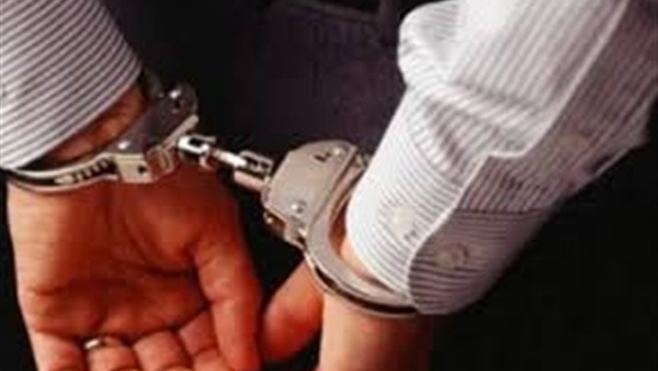 القبض على قاضي لتقاضيه رشوة بقيمة 650 ألف جنية القبض على قاضي لتقاضيه رشوة بقيمة 650 ألف جنية